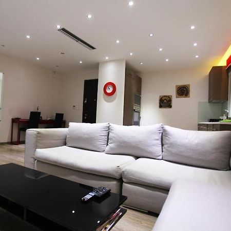 Olvias Apartment Атина Екстериор снимка