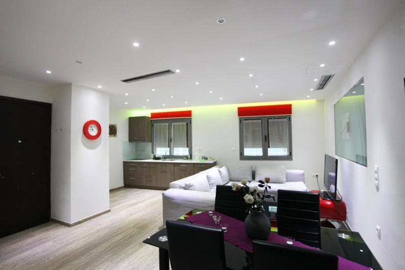 Olvias Apartment Атина Екстериор снимка