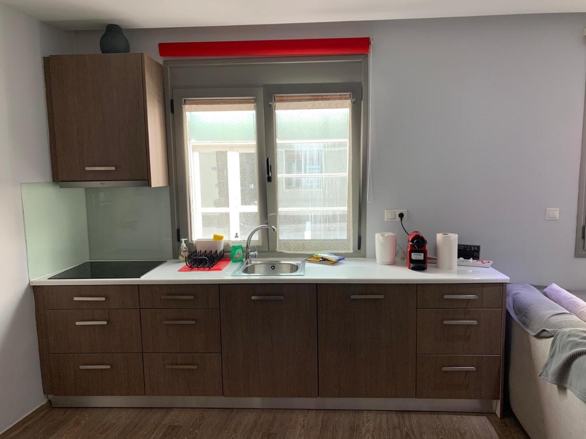 Olvias Apartment Атина Екстериор снимка