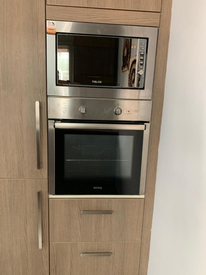 Olvias Apartment Атина Екстериор снимка